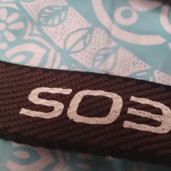 CANON Camera EOS ELANII - Picture 6 of 10